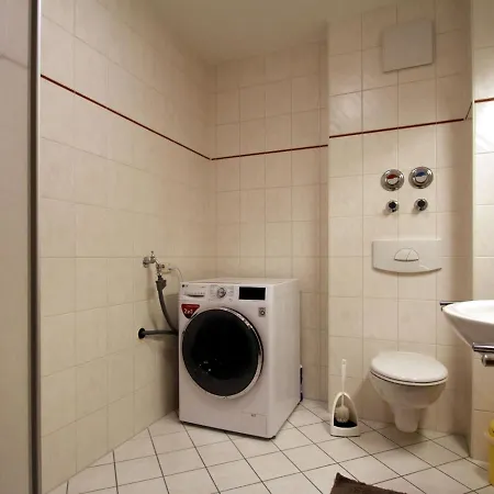 Apartment, Apartament