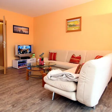 Apartament Apartment, *